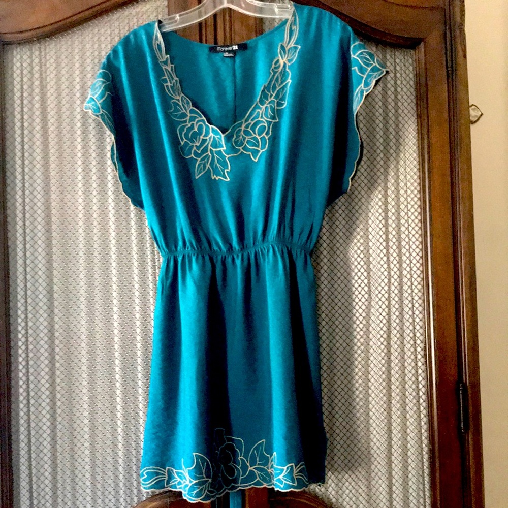 Forever 21 Gorgeous teal tunic